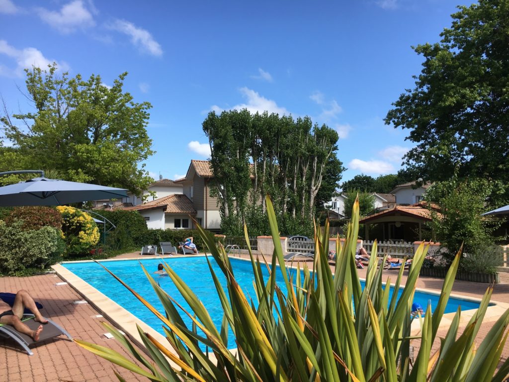 piscine chauffée camping 4 étoiles Ares